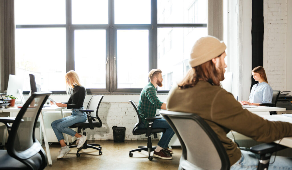 kabelmanagement voor flexwerkplekken